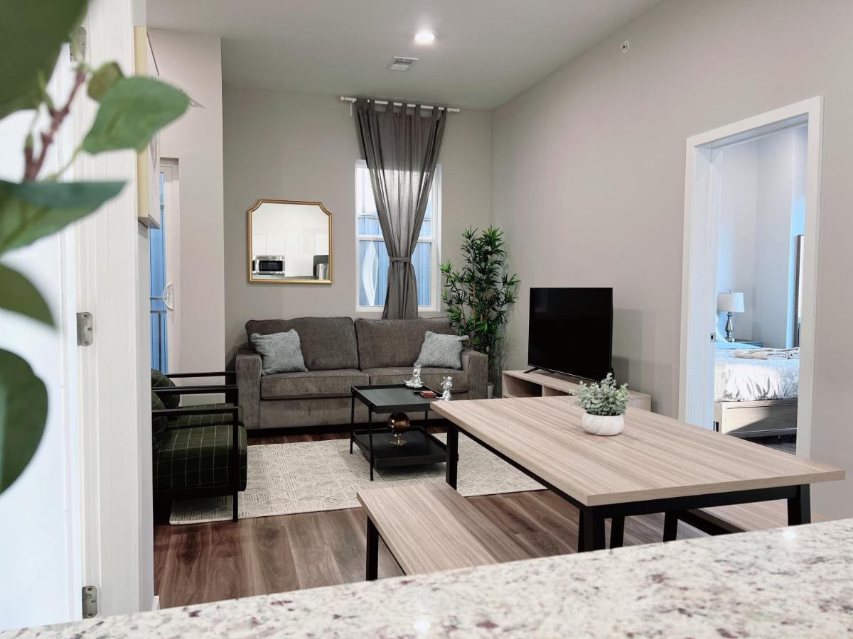 Apartment At Luna On Ridge Ave