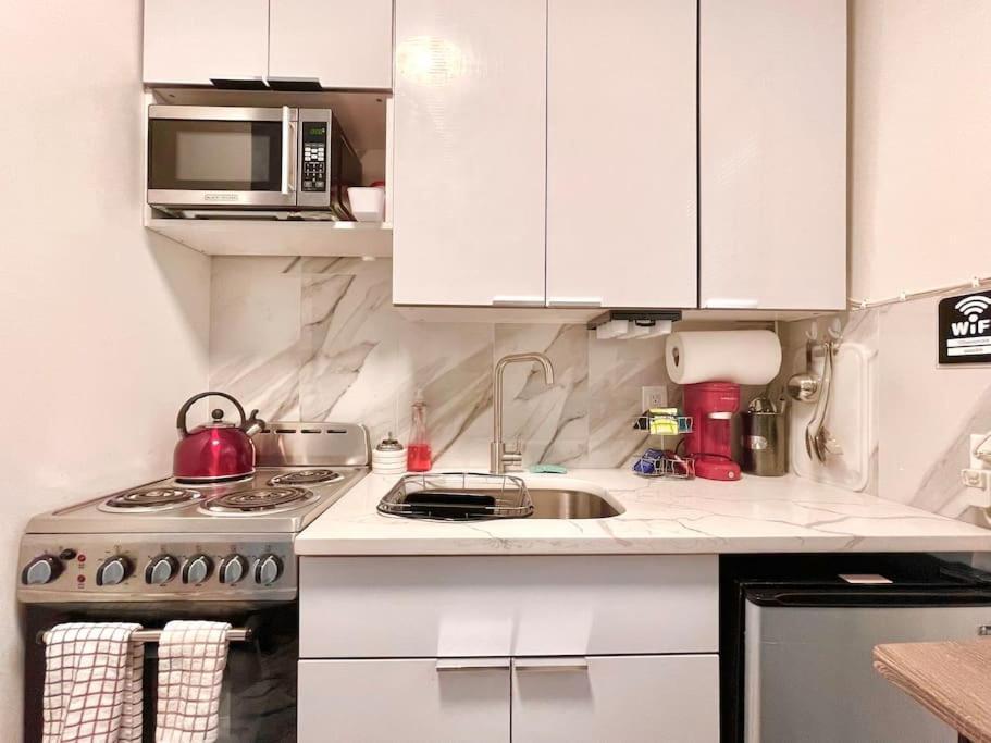 Apartment Tiny Studio Near Liberty Bell Philly *