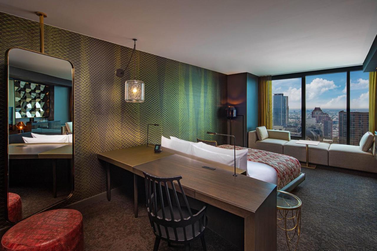 Hotel W