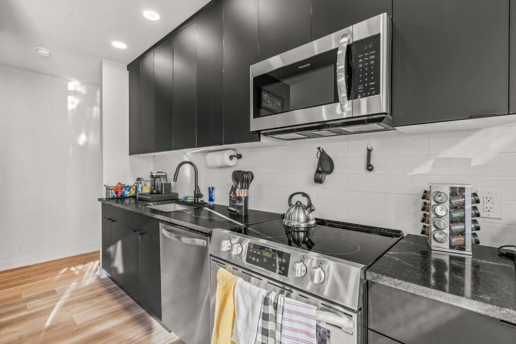 Pure Relaxation-luxury/roof Top* * Philadelphia