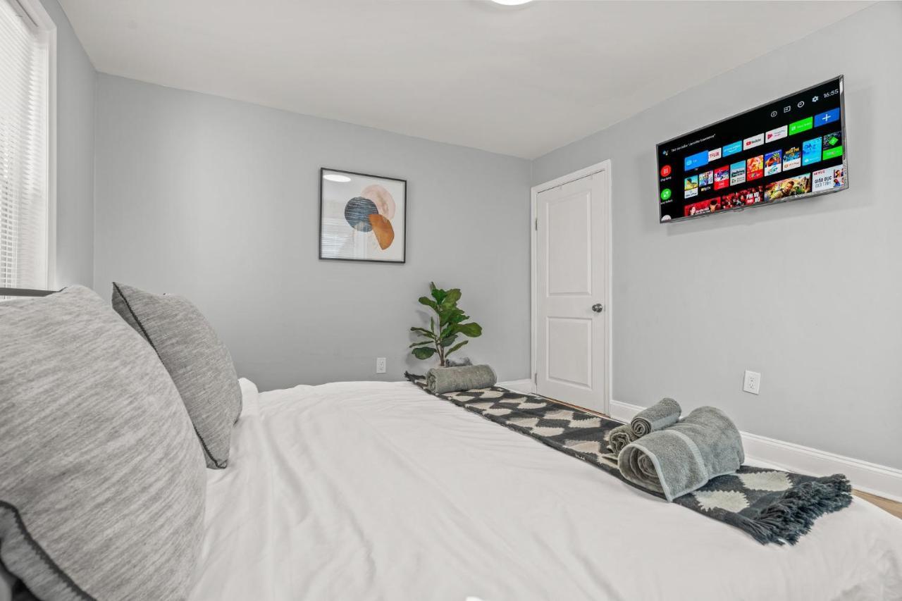 Trendy Family Friendly Northern Liberties Retreat *