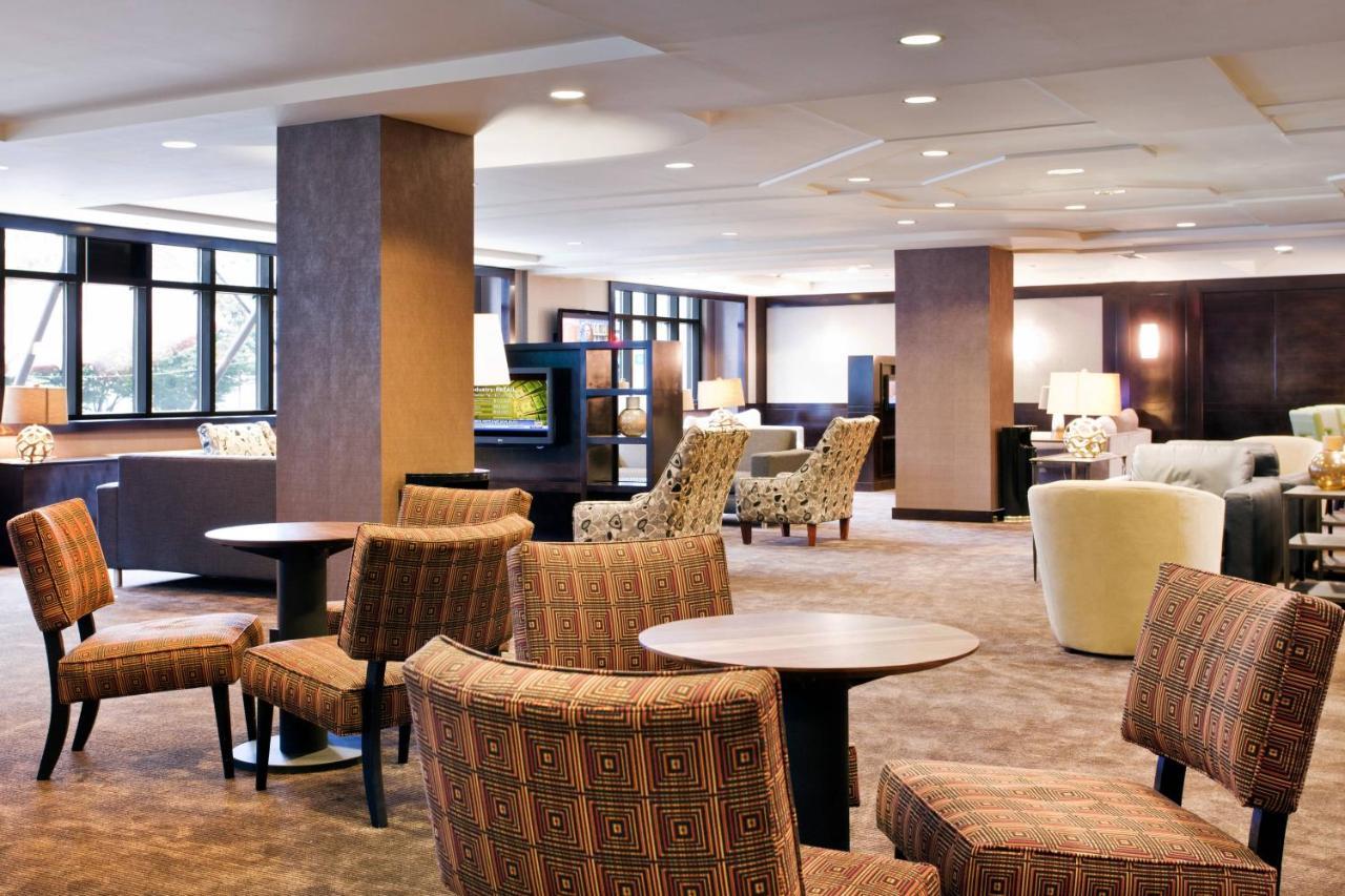 By Marriott Center Hotel 3*