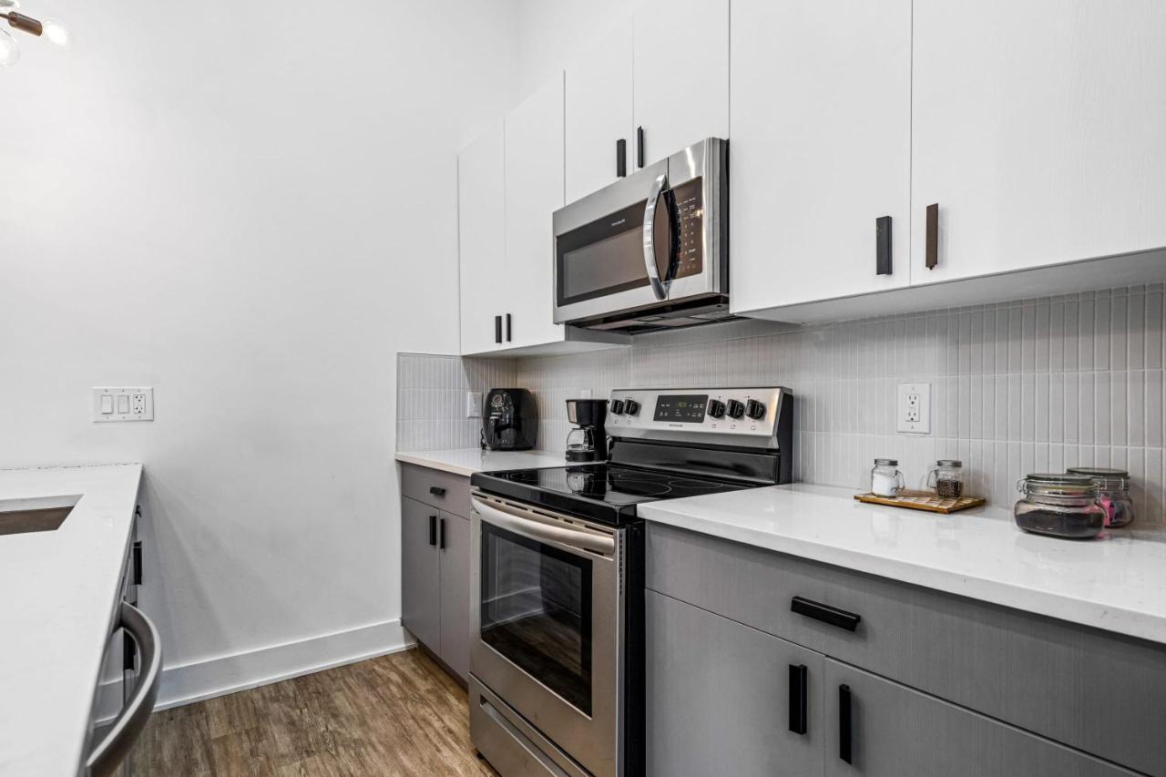 Luxury Loft Private Parking Ev Charger Apartment