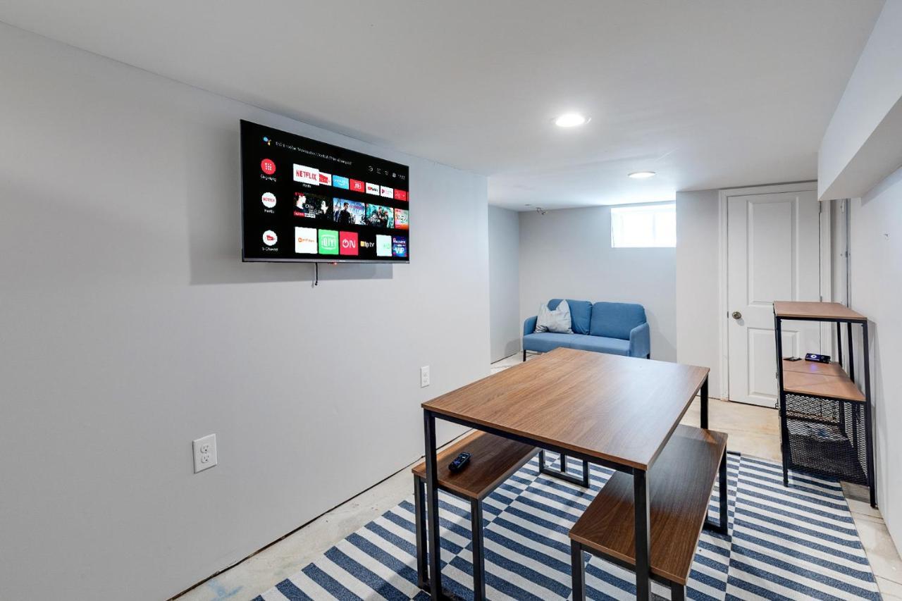 Trendy Fairmount Gem-5 Star Location, Roof Deck, Parking, Gr8 For Families Apartment