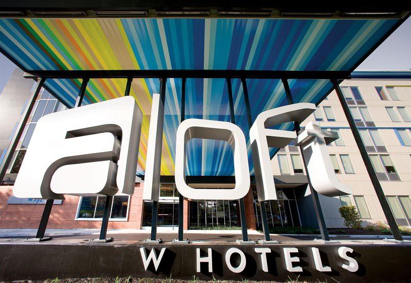 Aloft Airport Hotel 3*