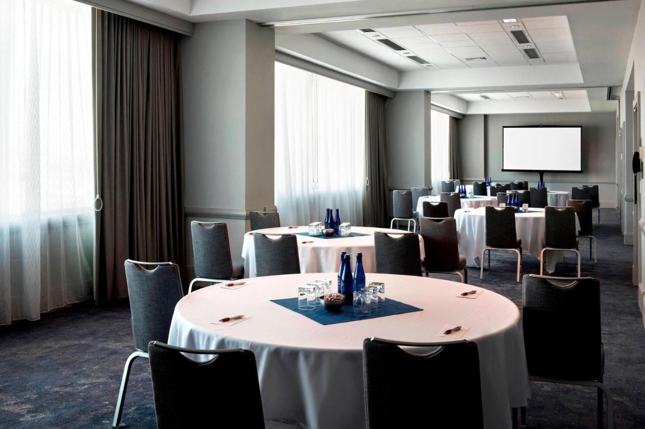 Hotel Airport Marriott 4*