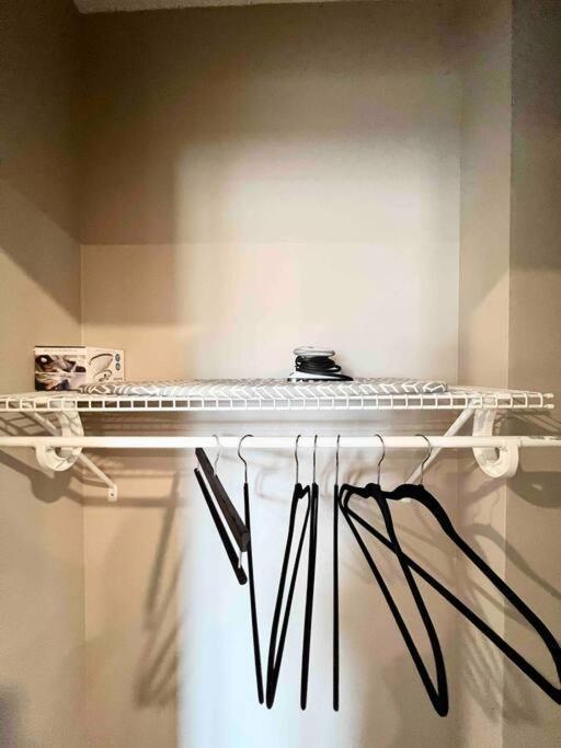 402 Stylish Luxe At Center Self Check-in * Philadelphia