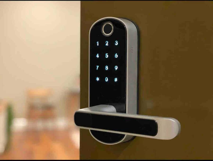 402 Stylish Luxe At Center Self Check-in Apartment *