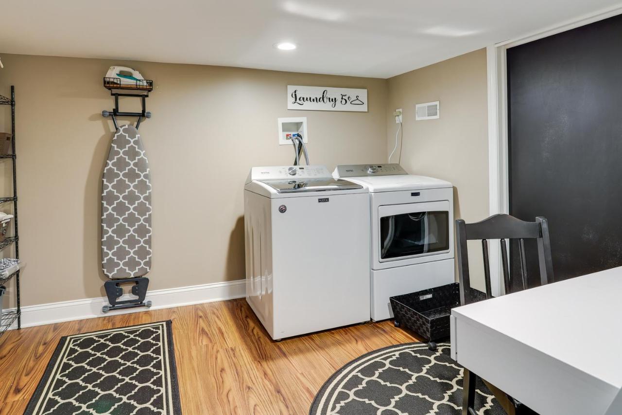 Cozy Steps To Subway Station! Holiday home *