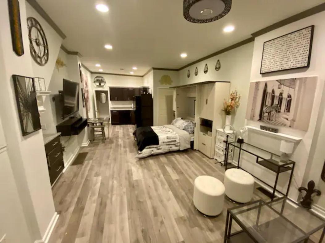 Studio W Full Kitchen Fast Wifi 60 Inch Tv Apartment