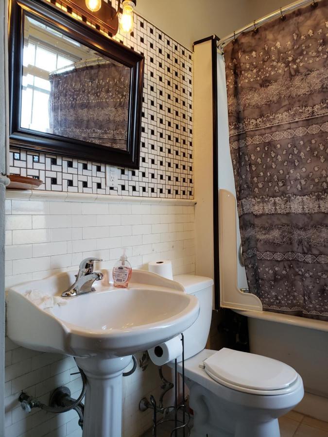 A Victorian * Philadelphia