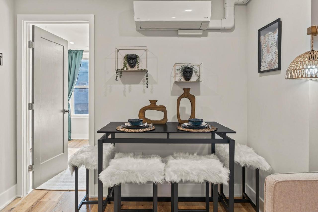 1 Bedroom Passyunk Ave Stunner- Perfect Location Philadelphia
