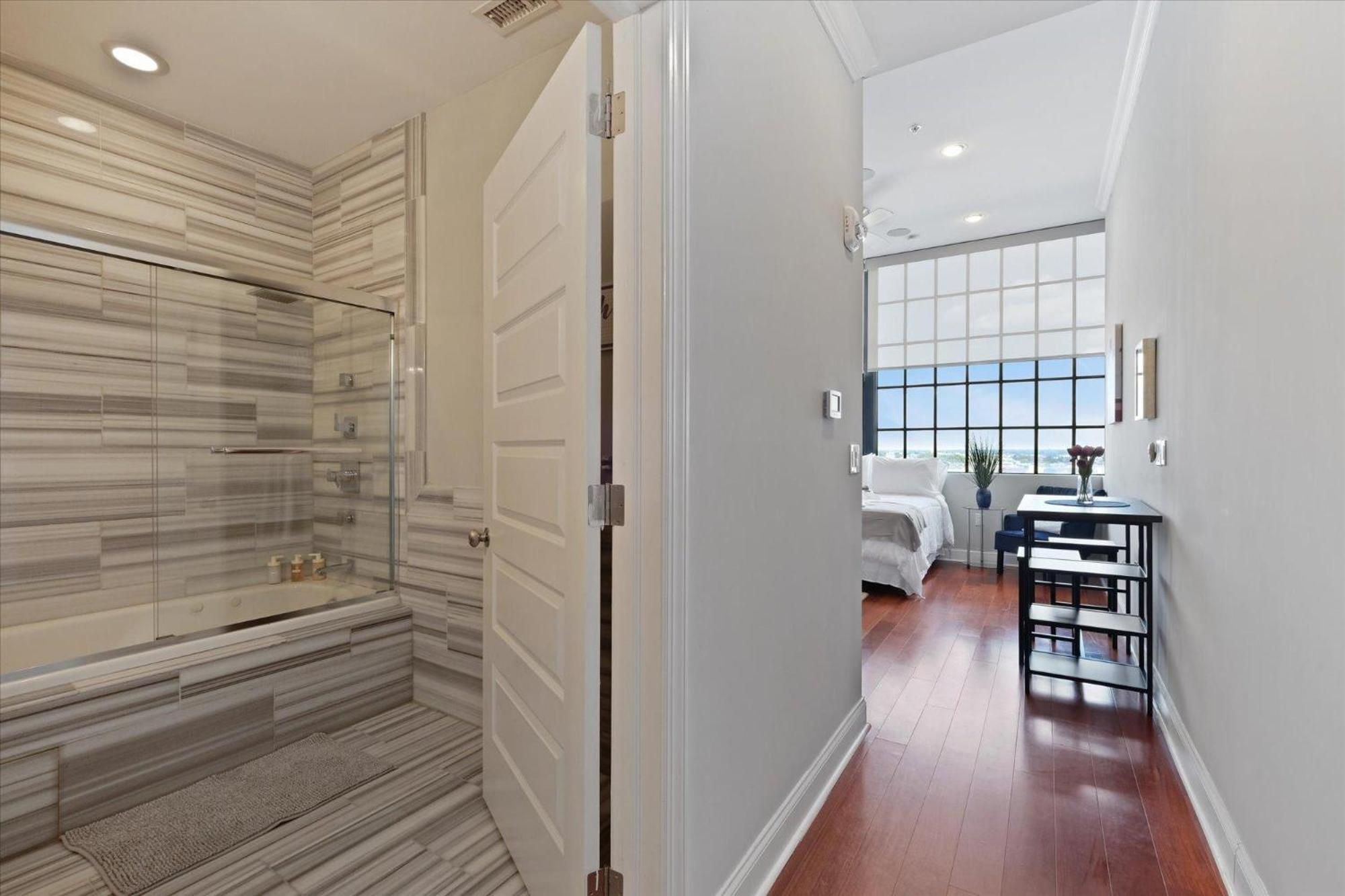 Apartment Luxury Near Center *