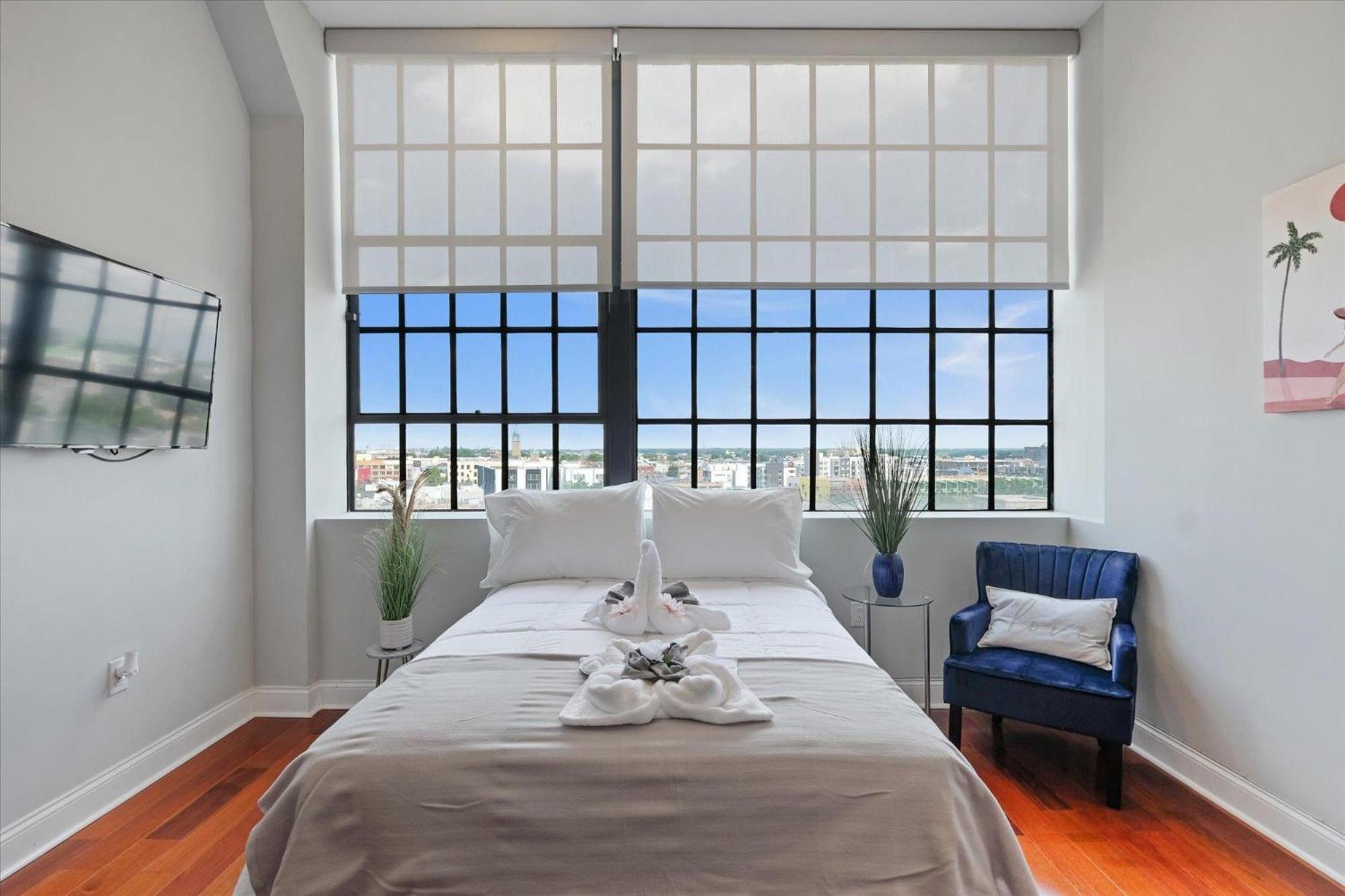 Luxury Near Center Philadelphia