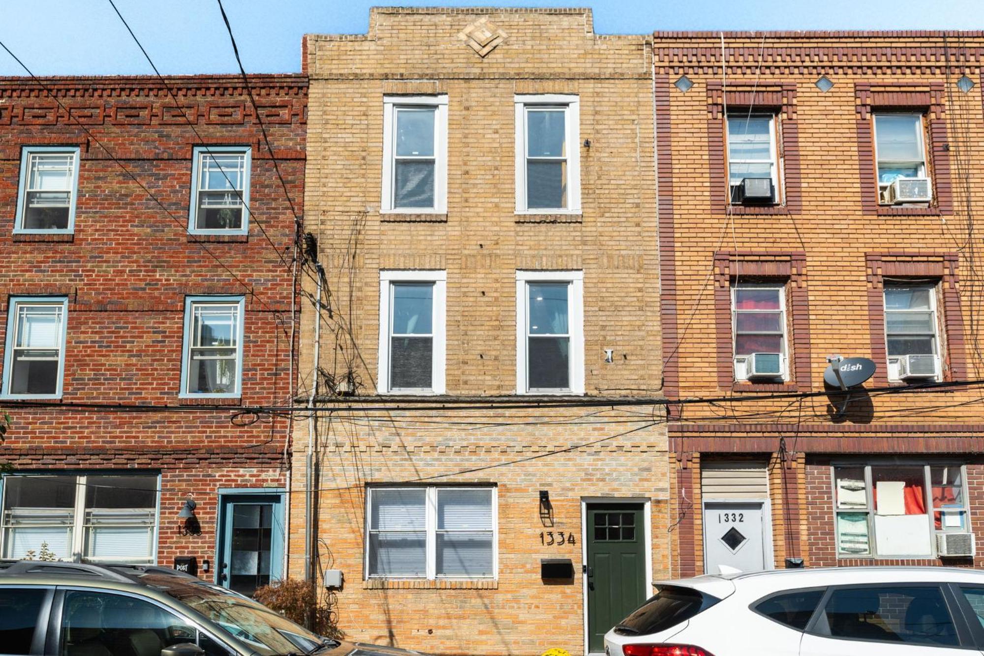 1 Bedroom Passyunk Ave Stunner- Perfect Location Apartment Philadelphia