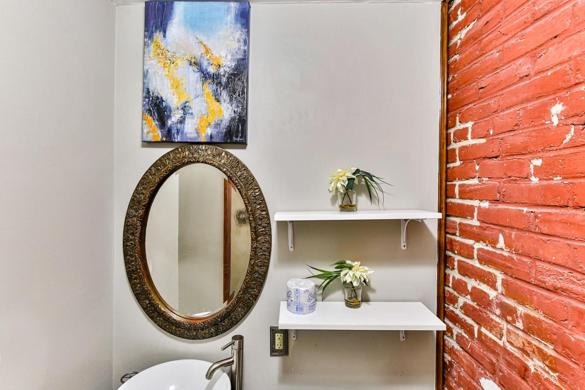The Sunflower Apartment