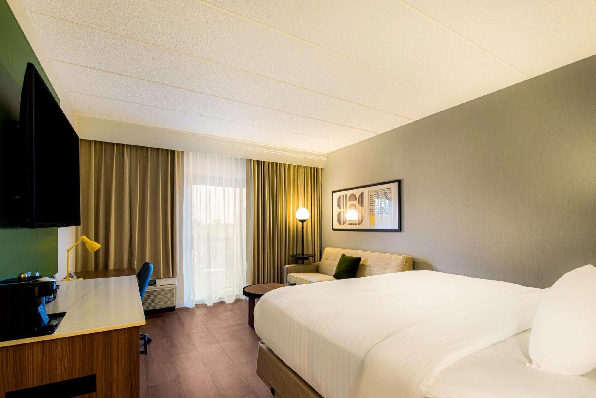 Sonesta Select Airport 3* Philadelphia