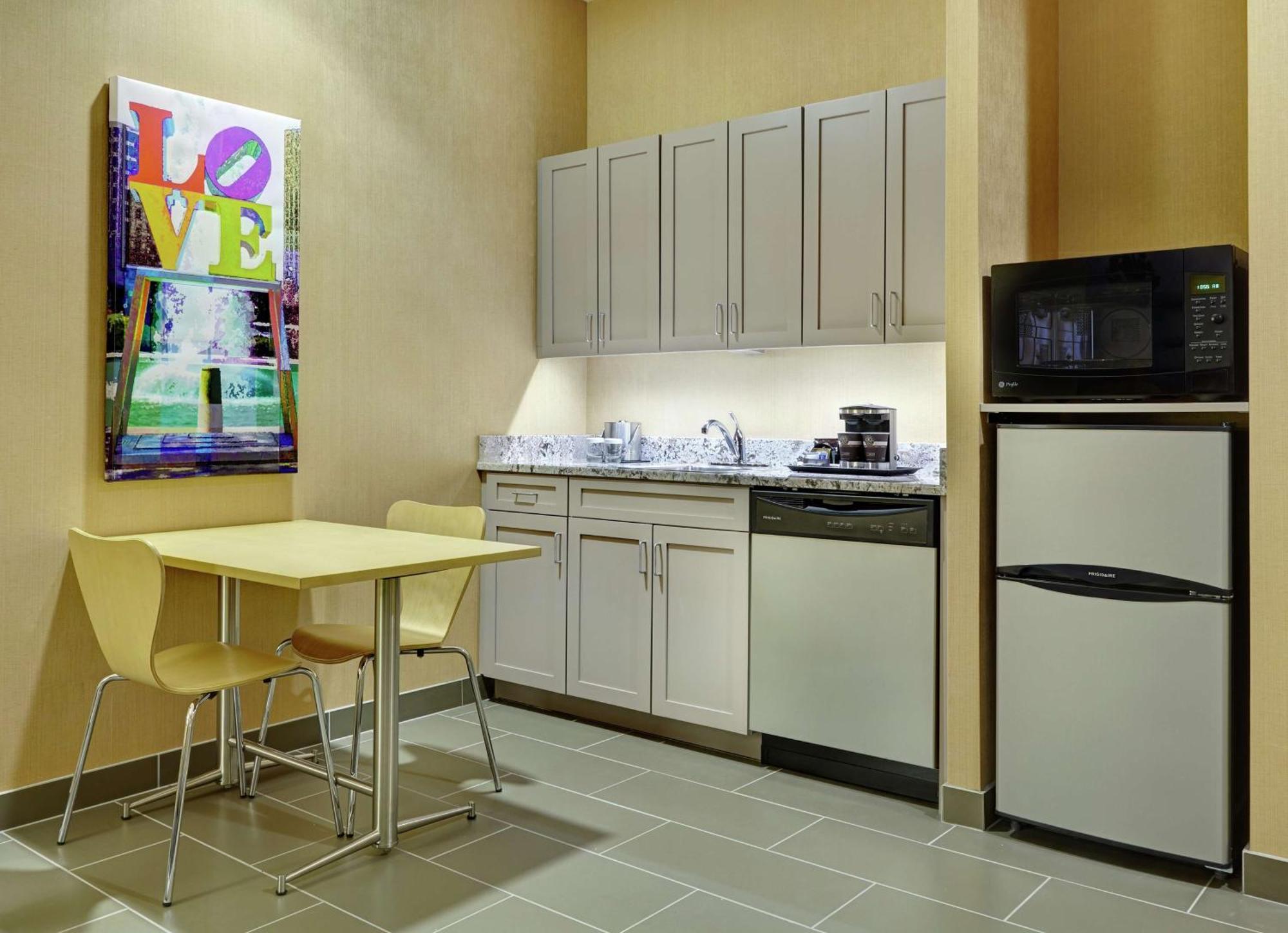 Hotel Doubletree By Hilton Center 4*