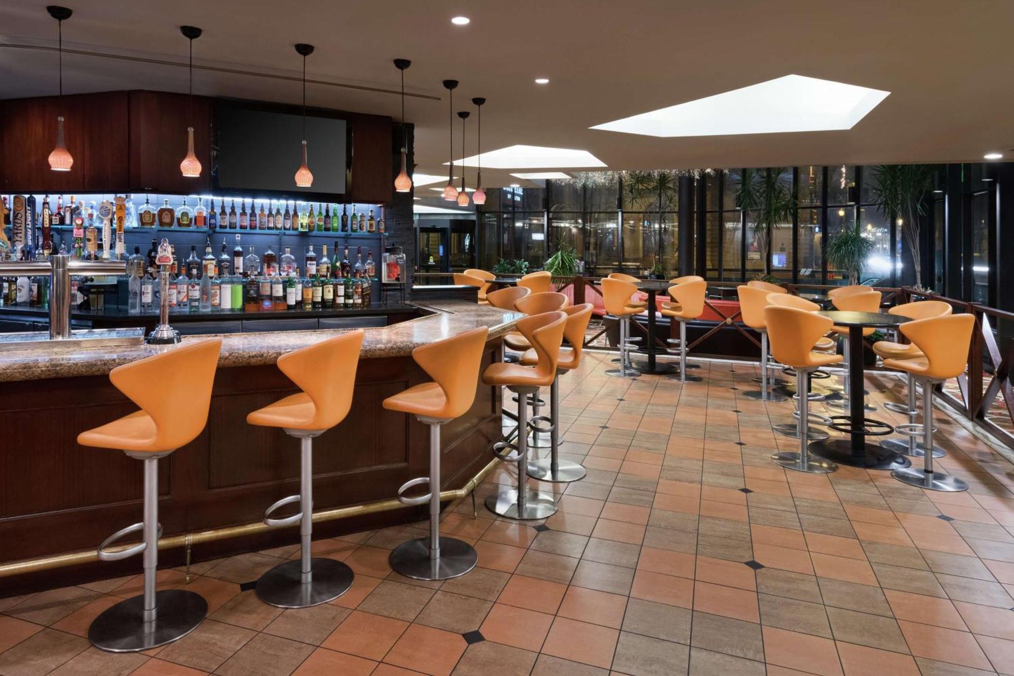 Hotel Doubletree By Hilton Center 4*