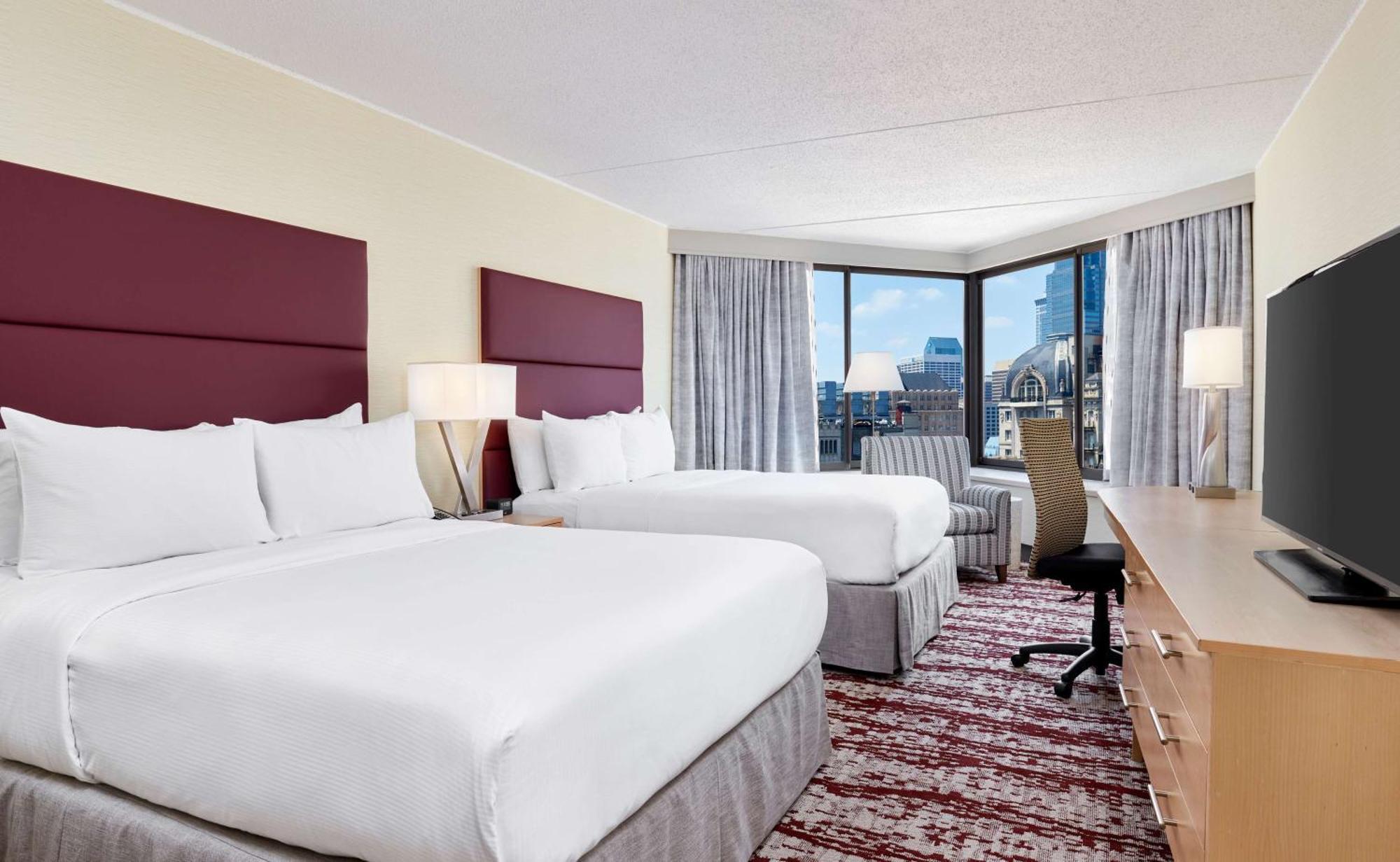 Doubletree By Hilton Center