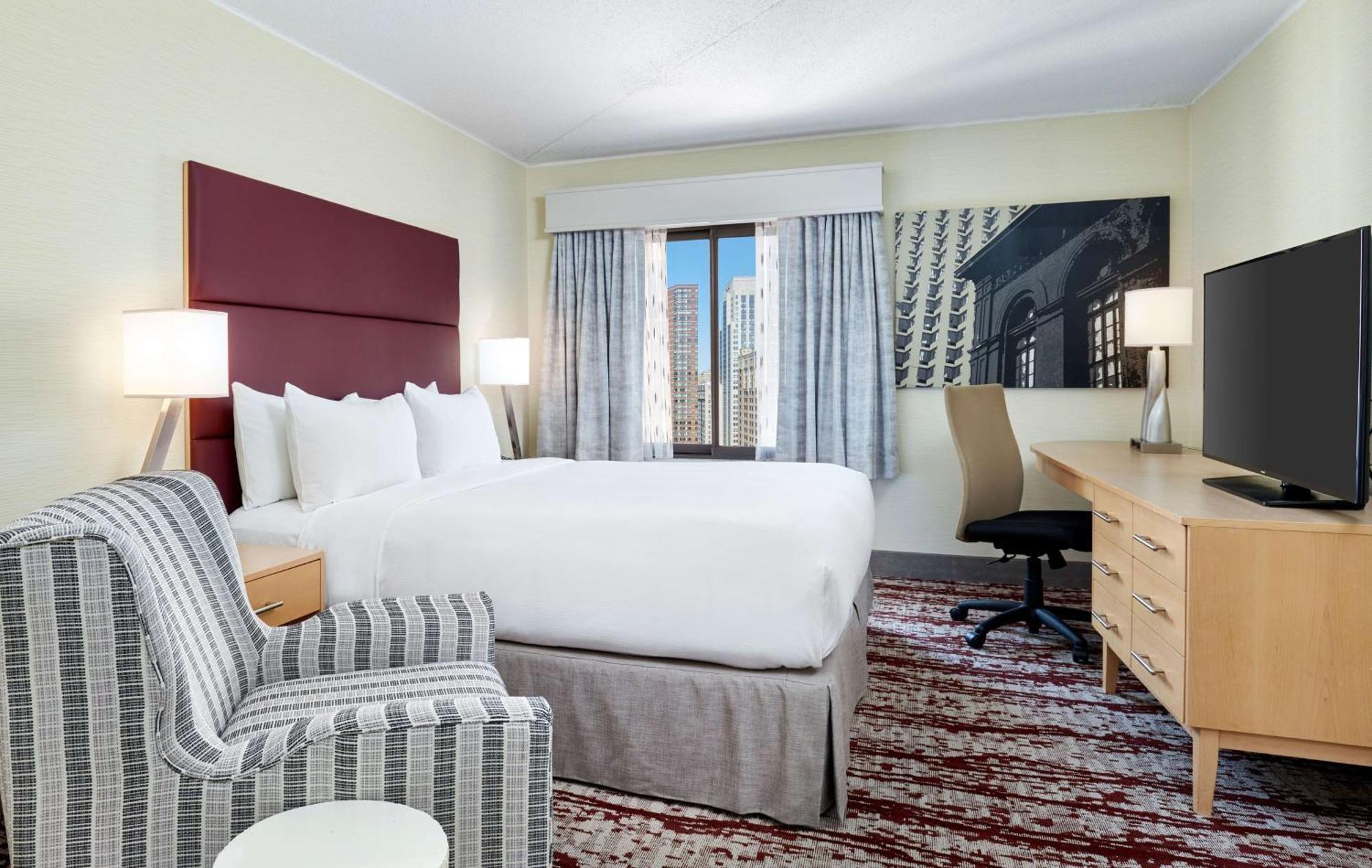 Doubletree By Hilton Center Hotel