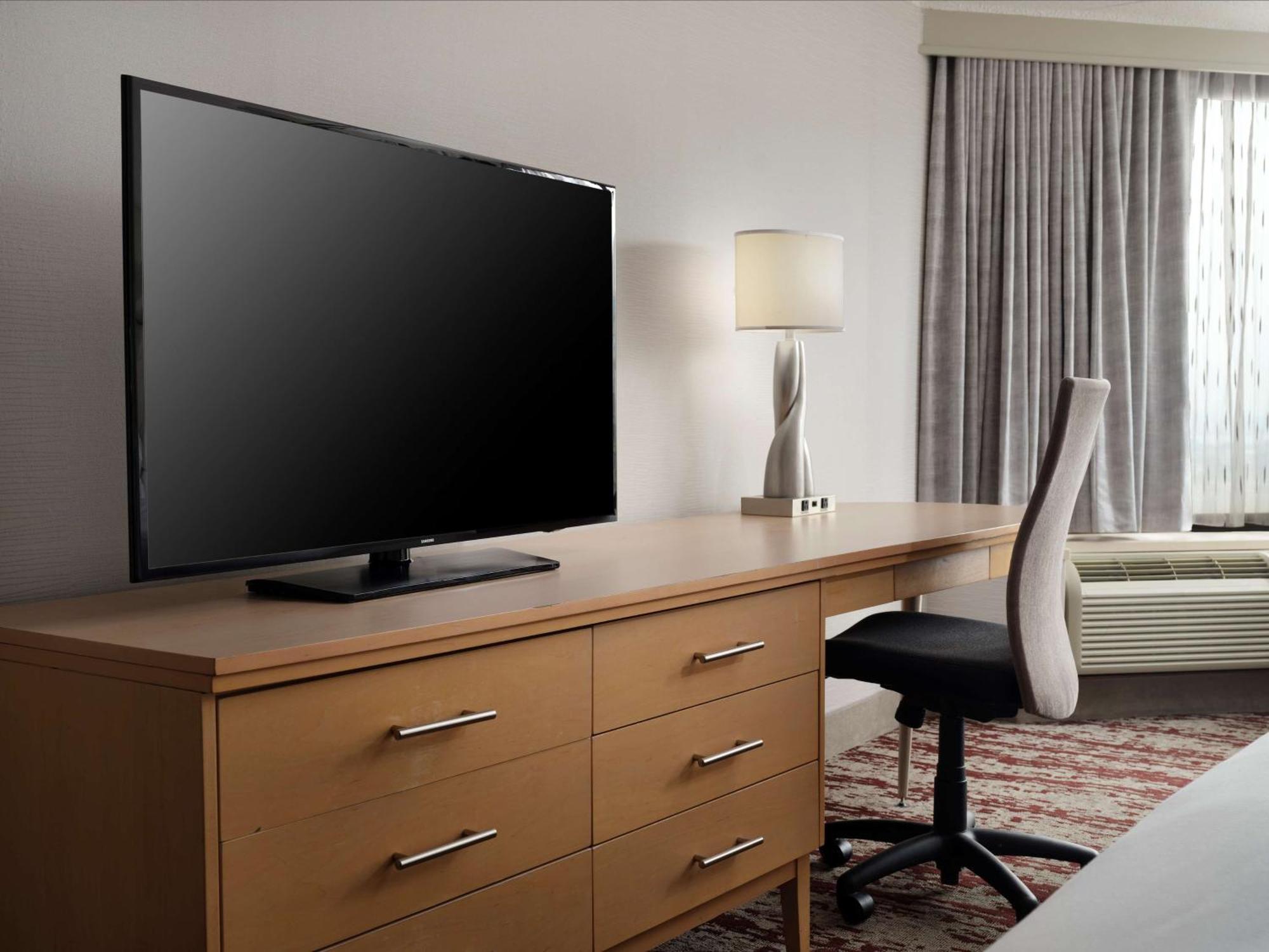 Doubletree By Hilton Center Hotel 4*