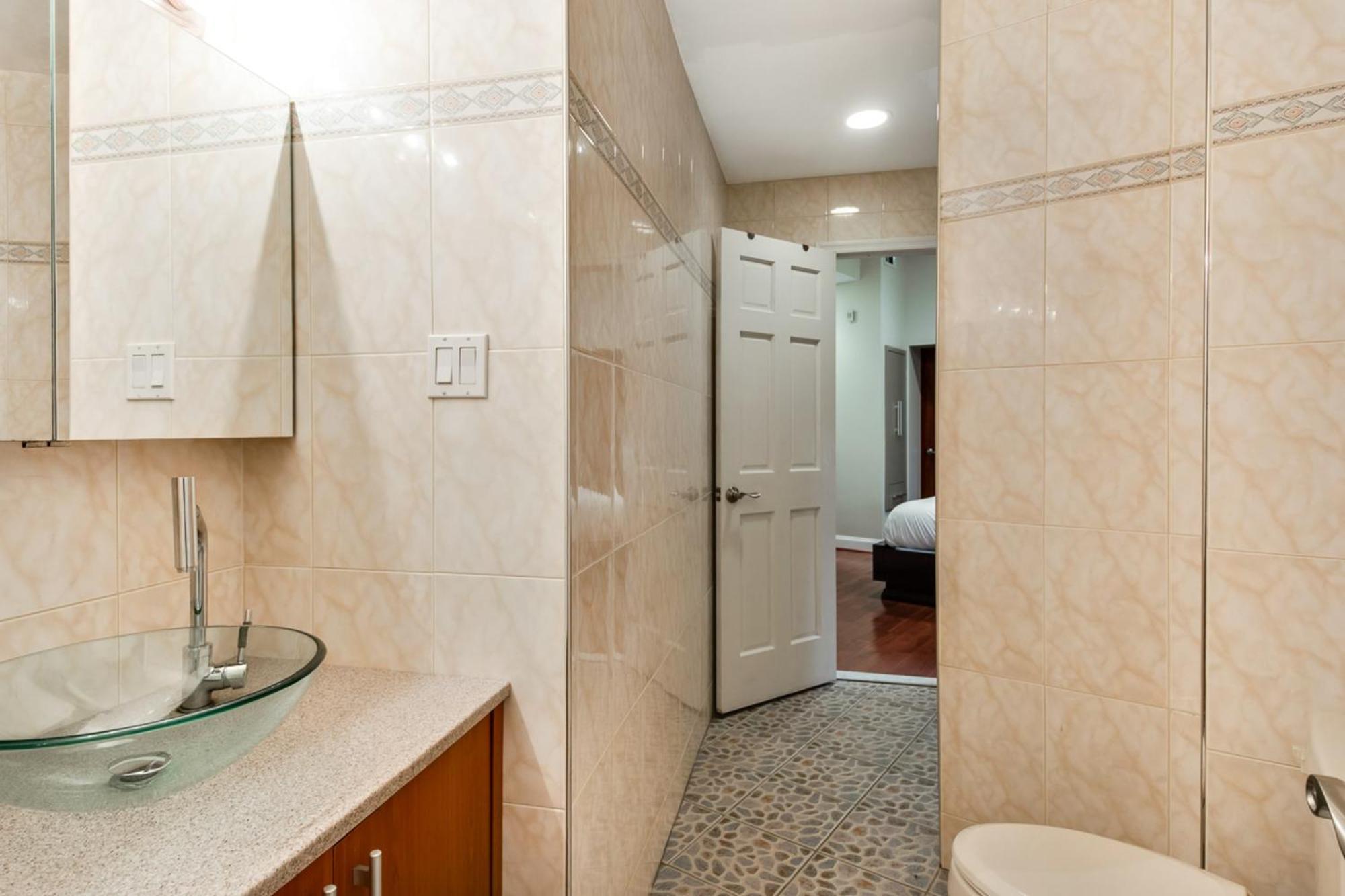 The Dreamers Loft - Stylish 1bd In Center City Apartment Philadelphia