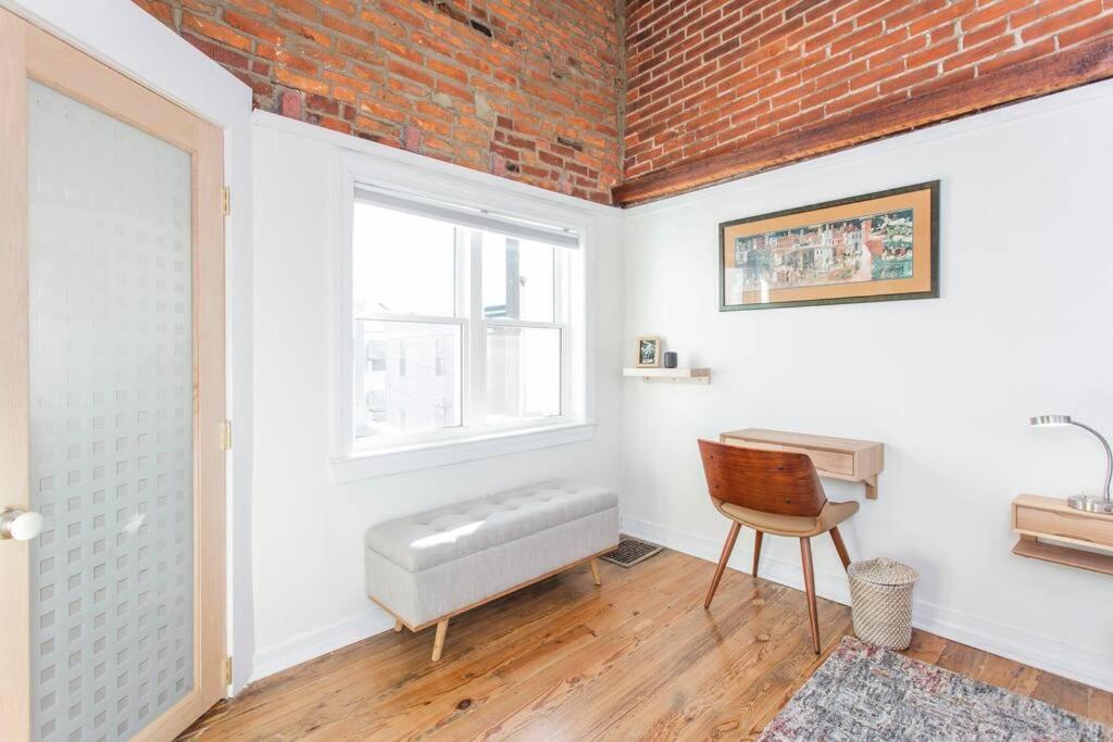 Walk Everywhere From Renovated 3bd Bella Vista Gem Philadelphia