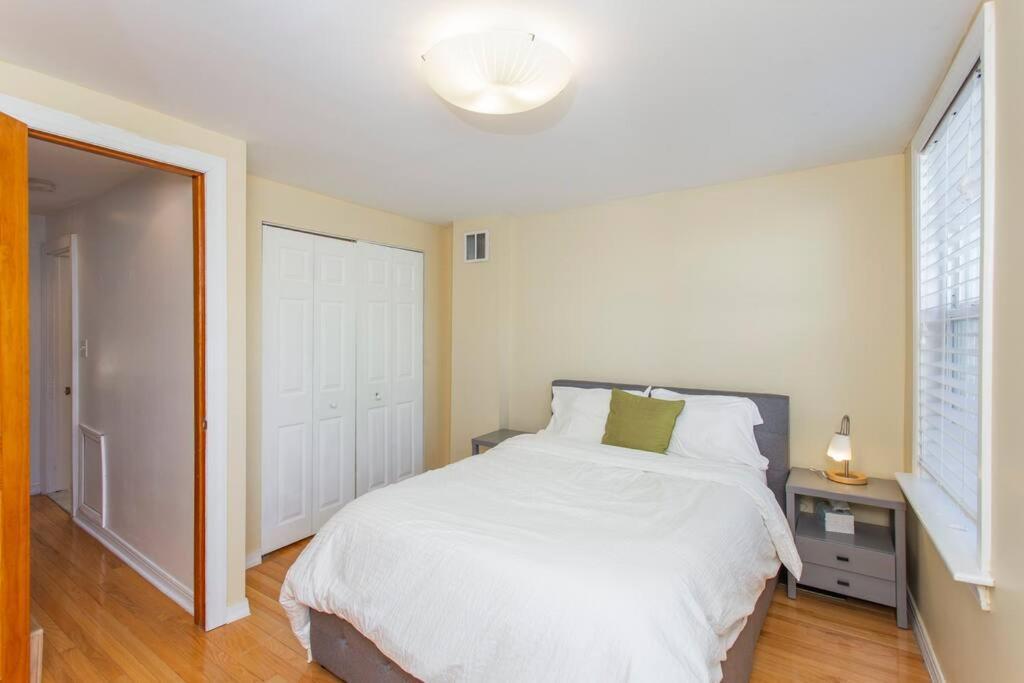 Walk Everywhere From Renovated 3bd Bella Vista Gem * Philadelphia