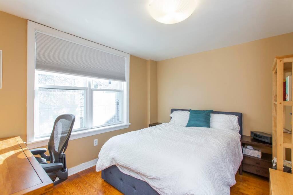 Holiday home Walk Everywhere From Renovated 3bd Bella Vista Gem Philadelphia