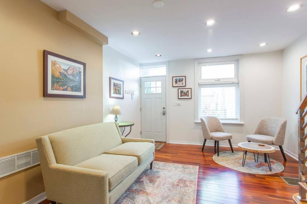 Walk Everywhere From Renovated 3bd Bella Vista Gem Holiday home Philadelphia