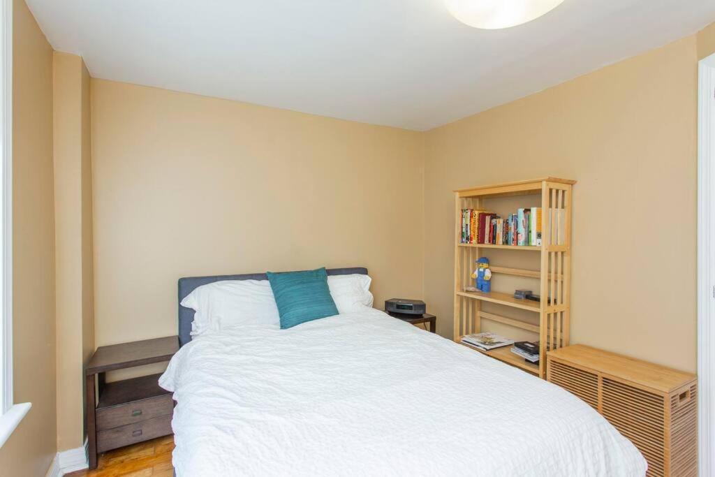 Walk Everywhere From Renovated 3bd Bella Vista Gem Philadelphia