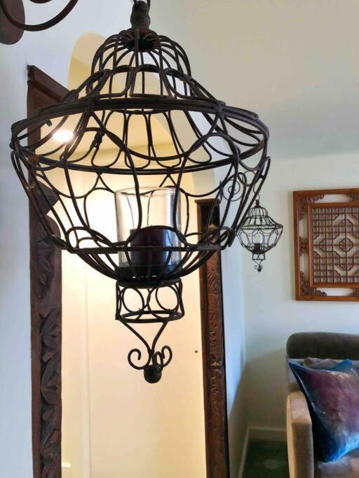 Center Townhome In Quiet Courtyard * Philadelphia