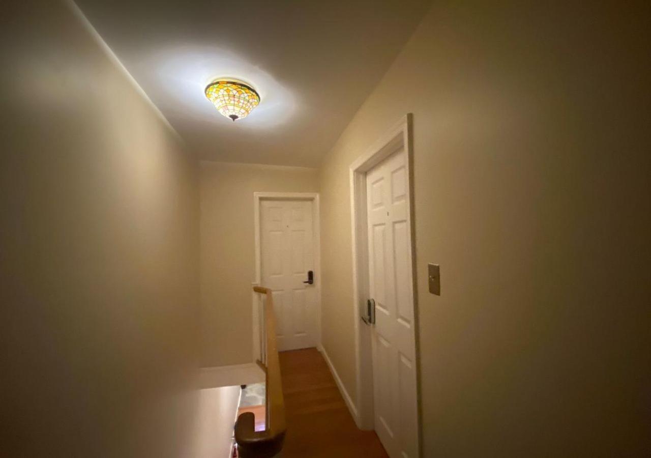 Historic Townhouse Oasis With En-suite Bathroom
