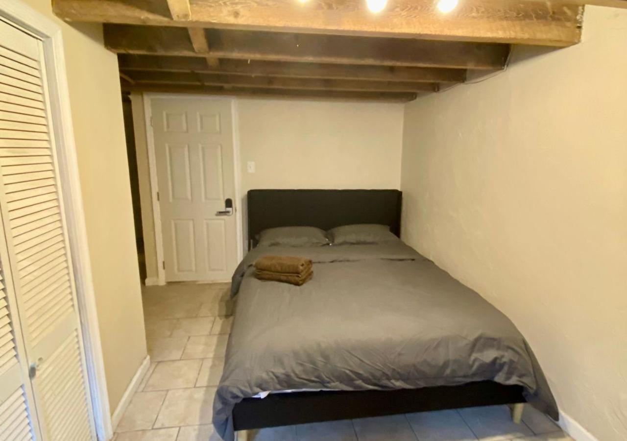 Apartment Historic Townhouse Oasis With En-suite Bathroom Philadelphia