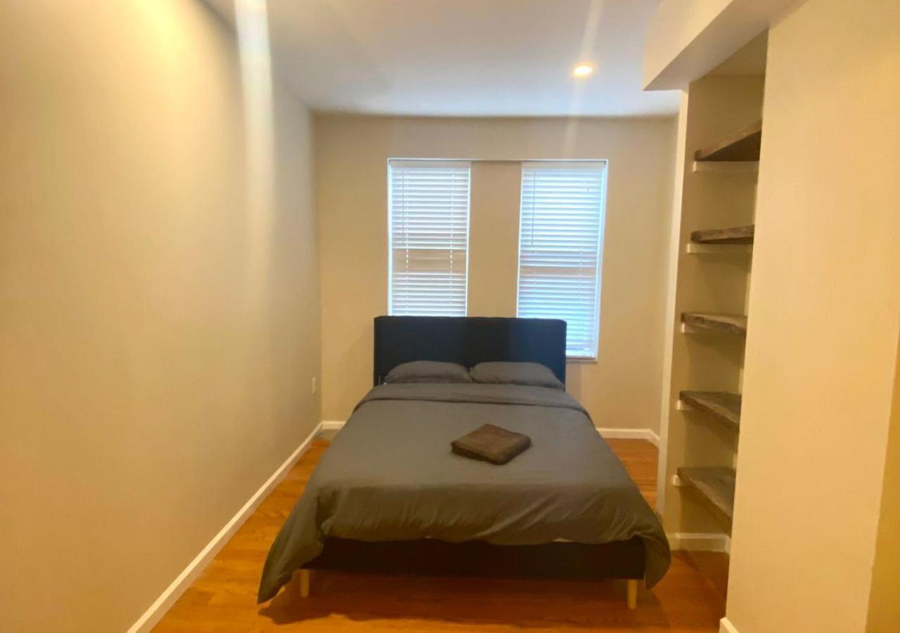 Historic Townhouse Oasis With En-suite Bathroom Apartment Philadelphia