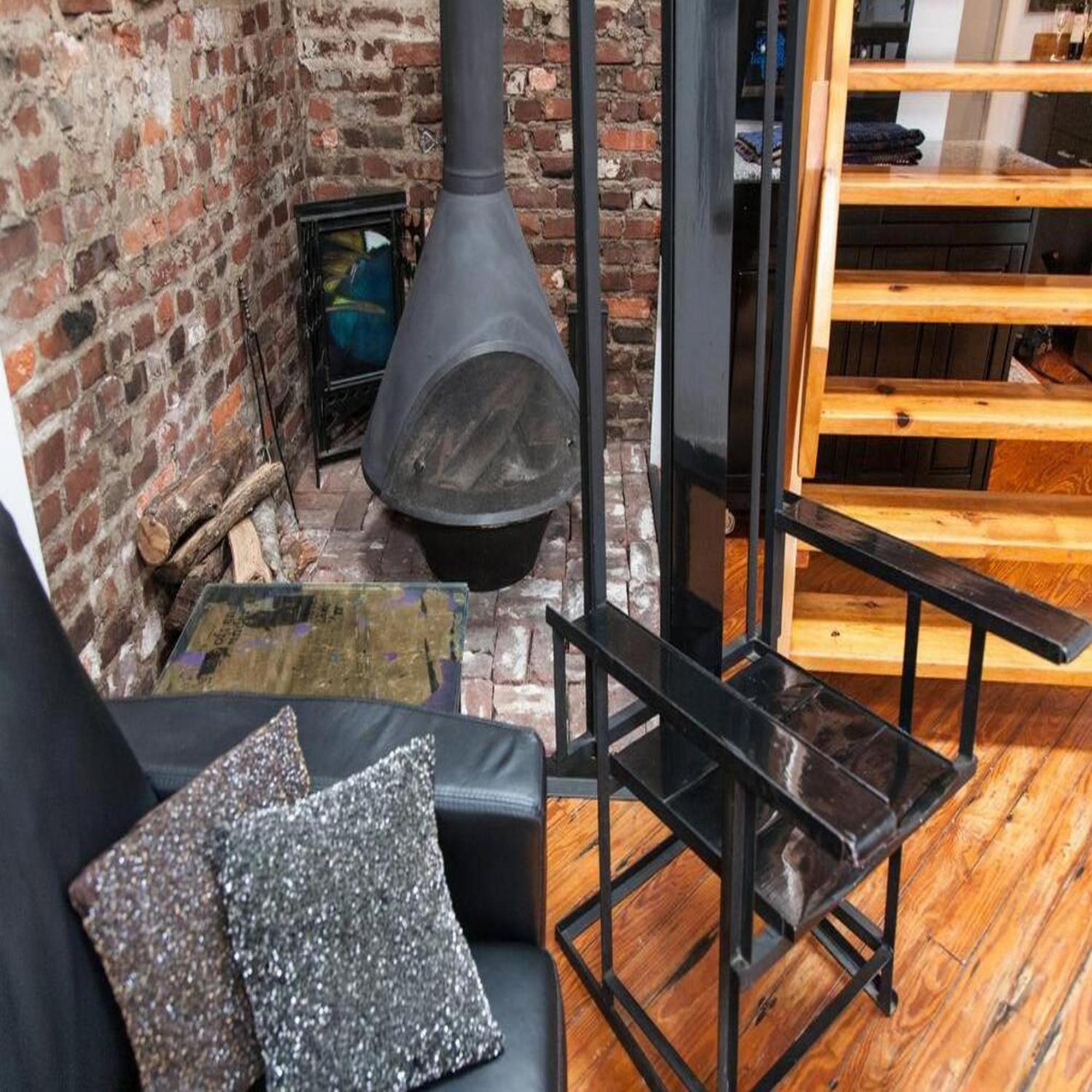One-of-a-kind Artist's In Fairmount