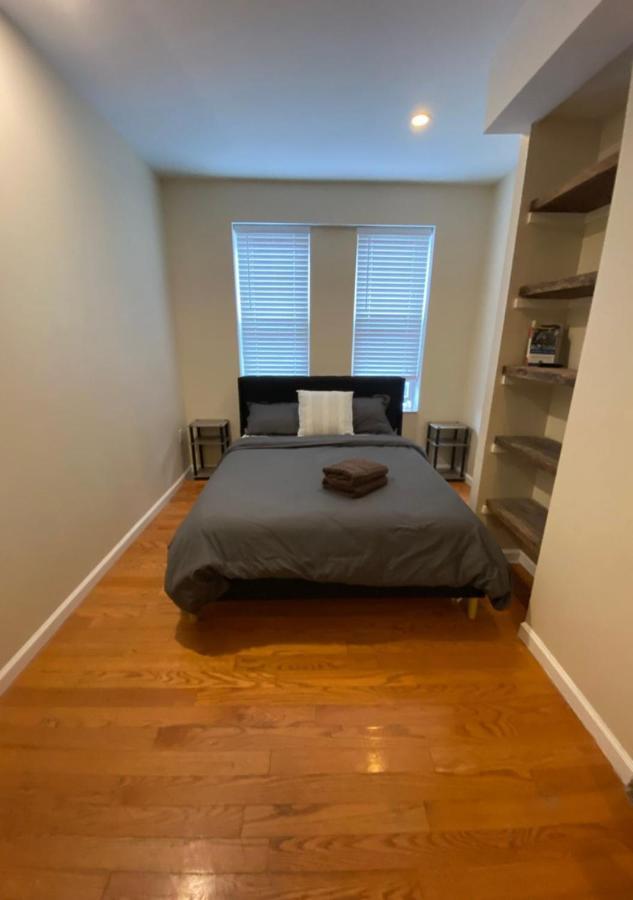 Historic Townhouse Oasis With En-suite Bathroom Apartment Philadelphia