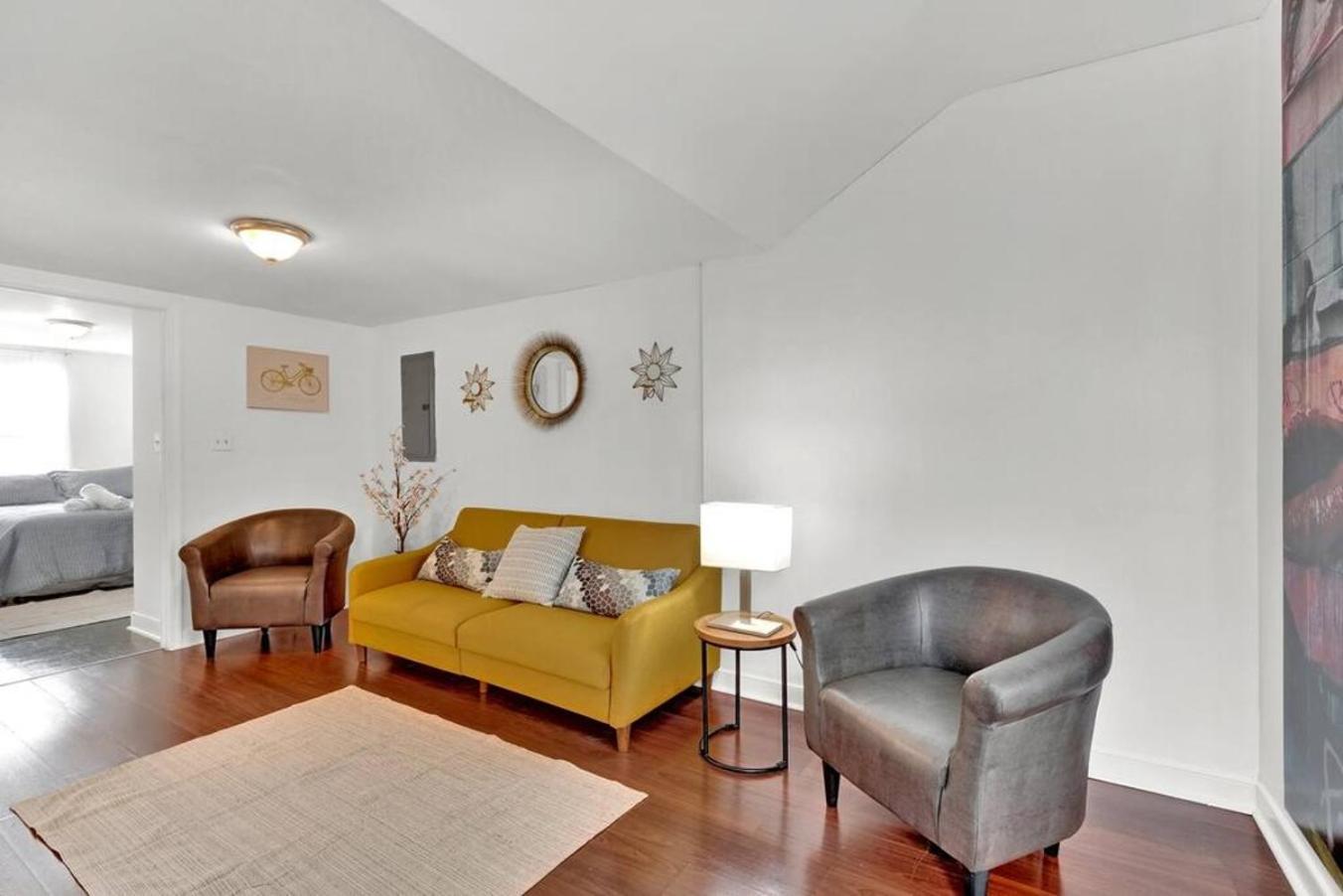 Open Flat By Park & Metro Apartment Philadelphia