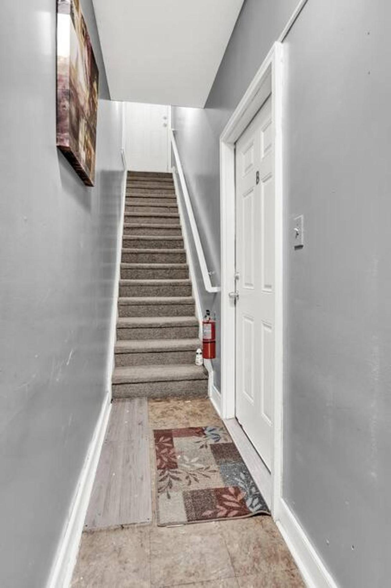 Open Flat By Park & Metro