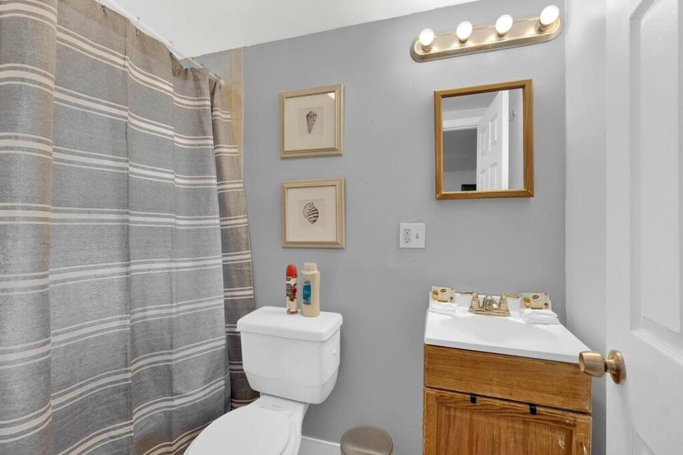 Open Flat By Park & Metro Apartment *