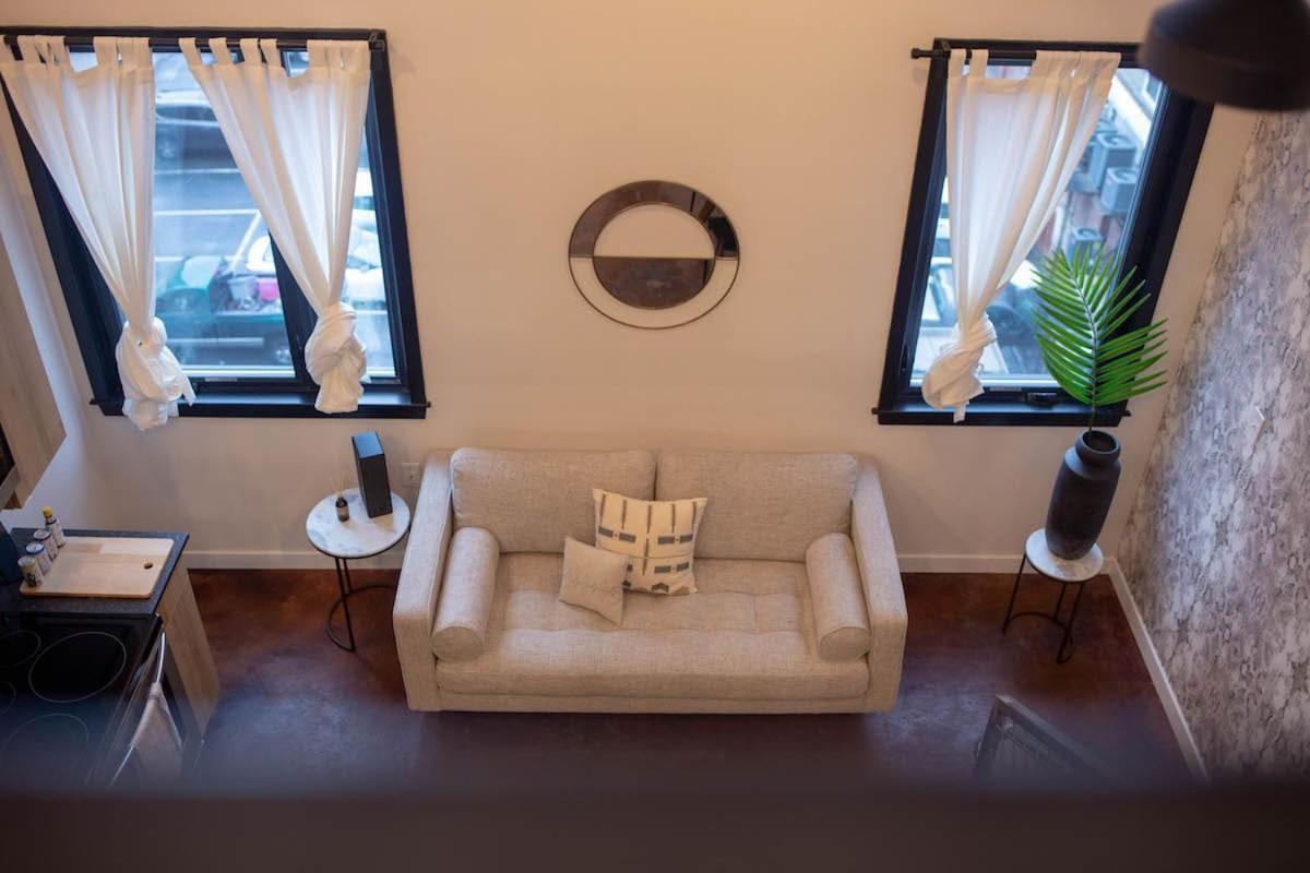 Apartment Reading Viaduct Loft, Center, Contactless Check In Philadelphia