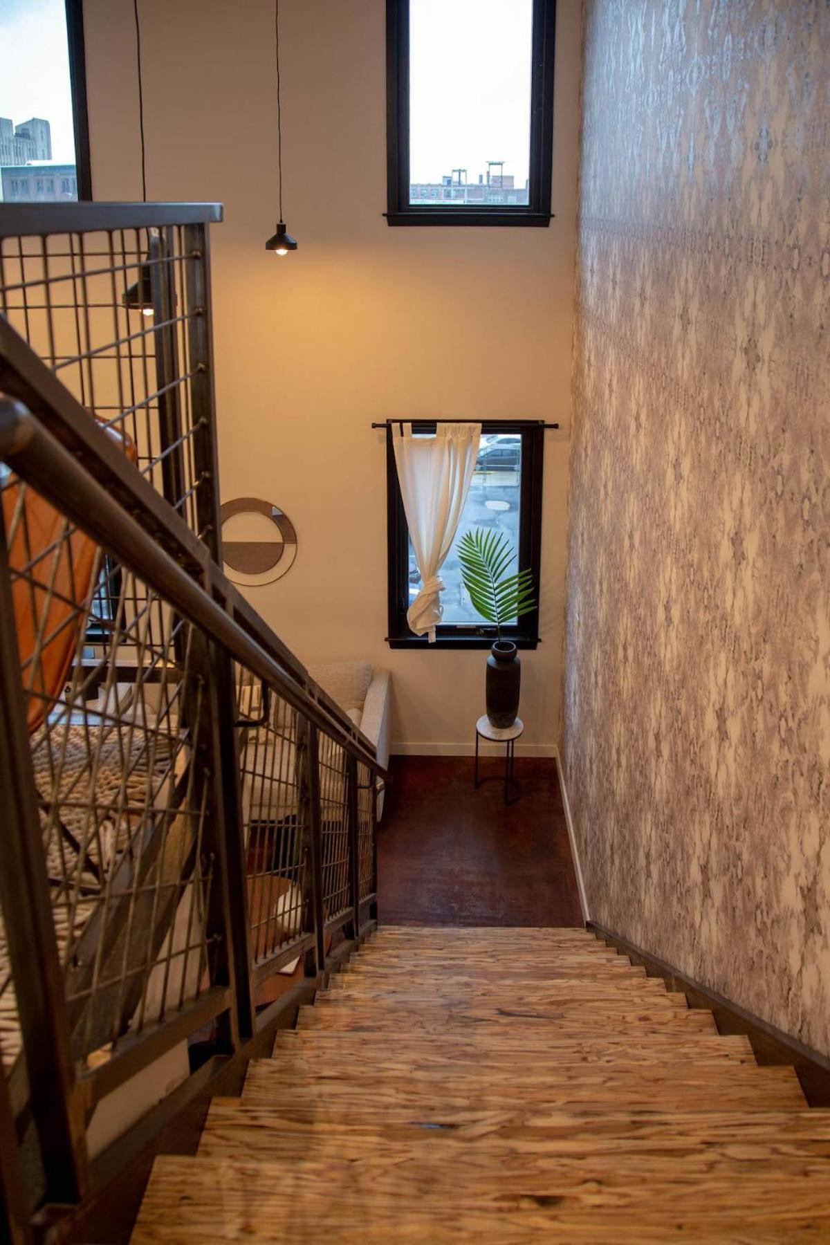 Reading Viaduct Loft, Center, Contactless Check In Philadelphia