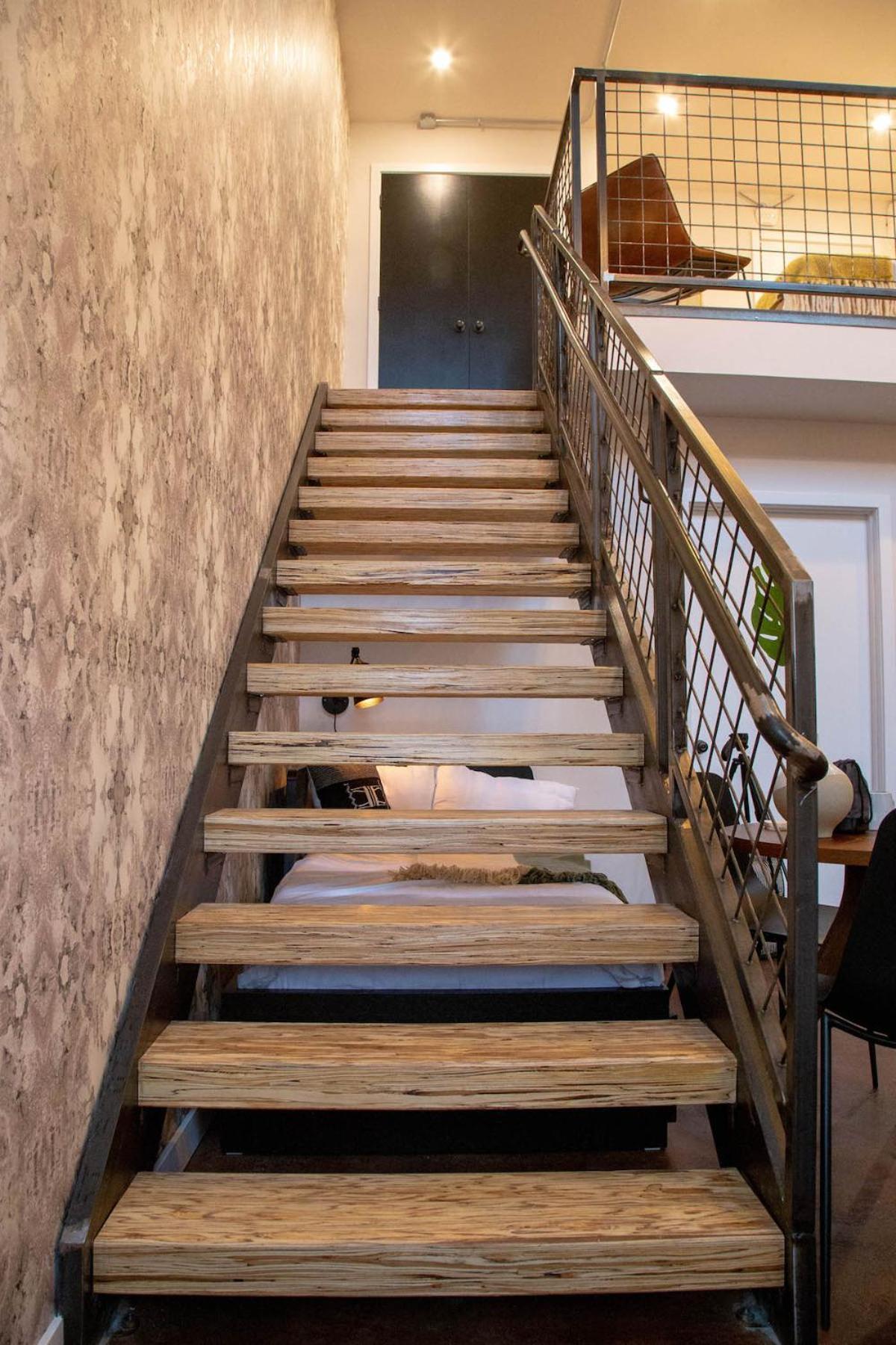 Apartment Reading Viaduct Loft, Center, Contactless Check In Philadelphia