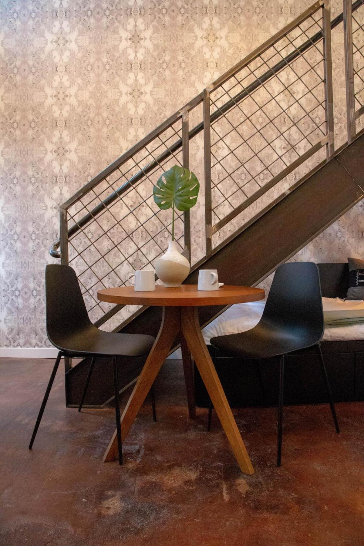 Reading Viaduct Loft, Center, Contactless Check In Philadelphia