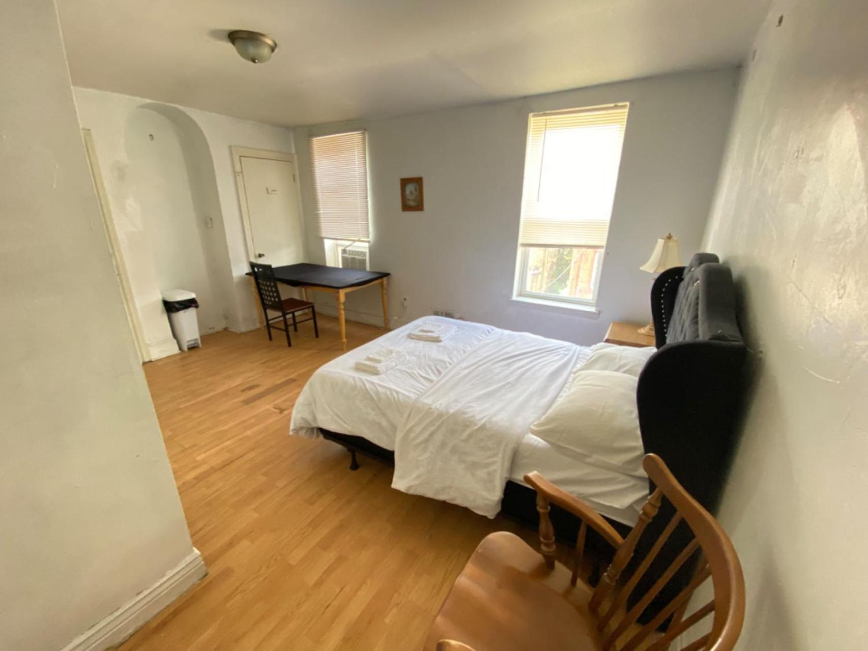 2131 Private Double Homestay
