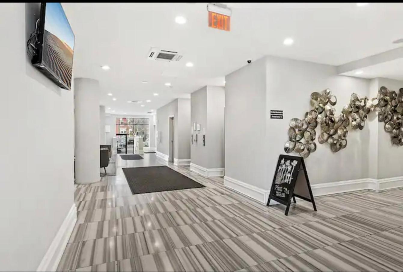 Luxury Near Center Apartment