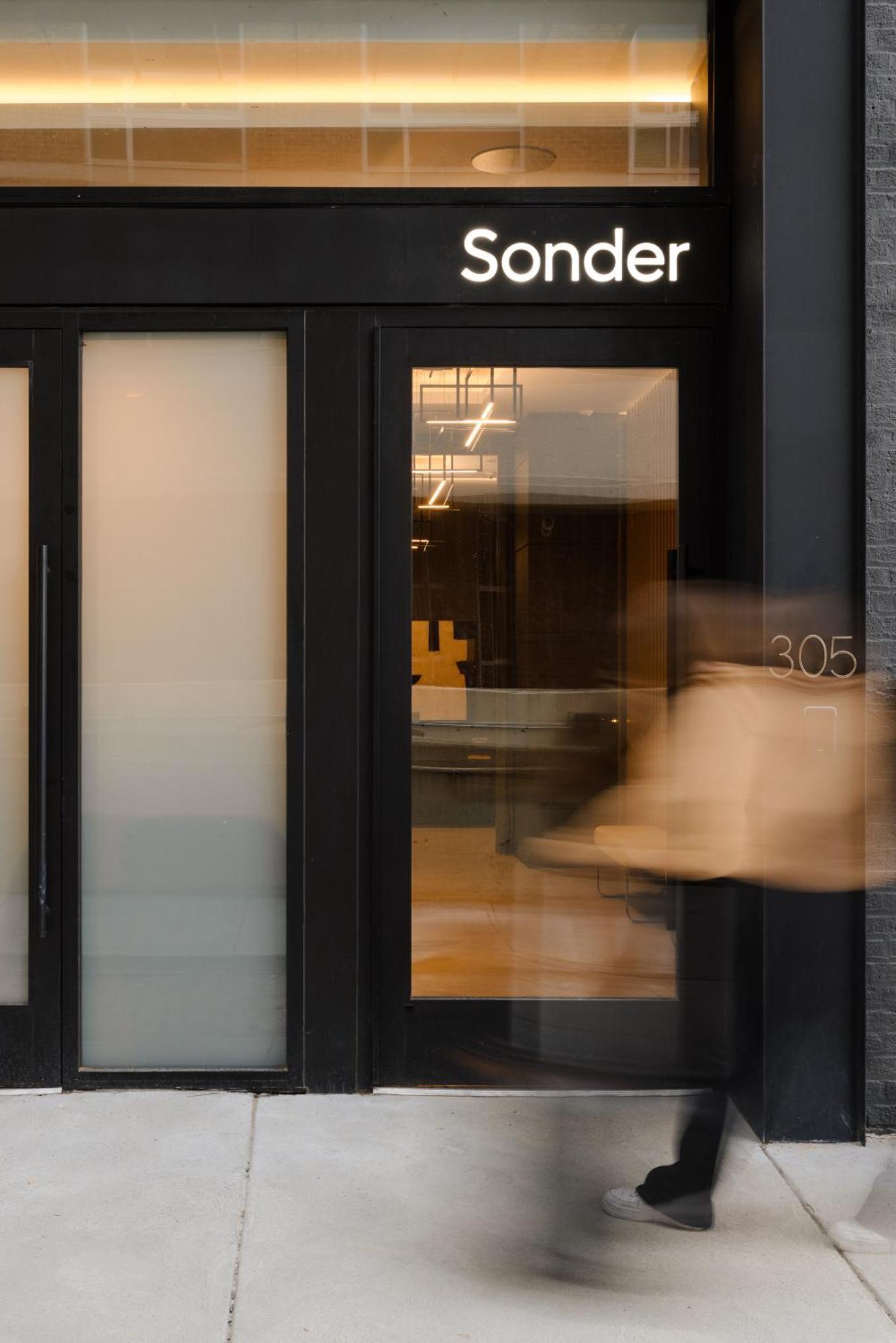 Sonder Onyx Aparthotel
