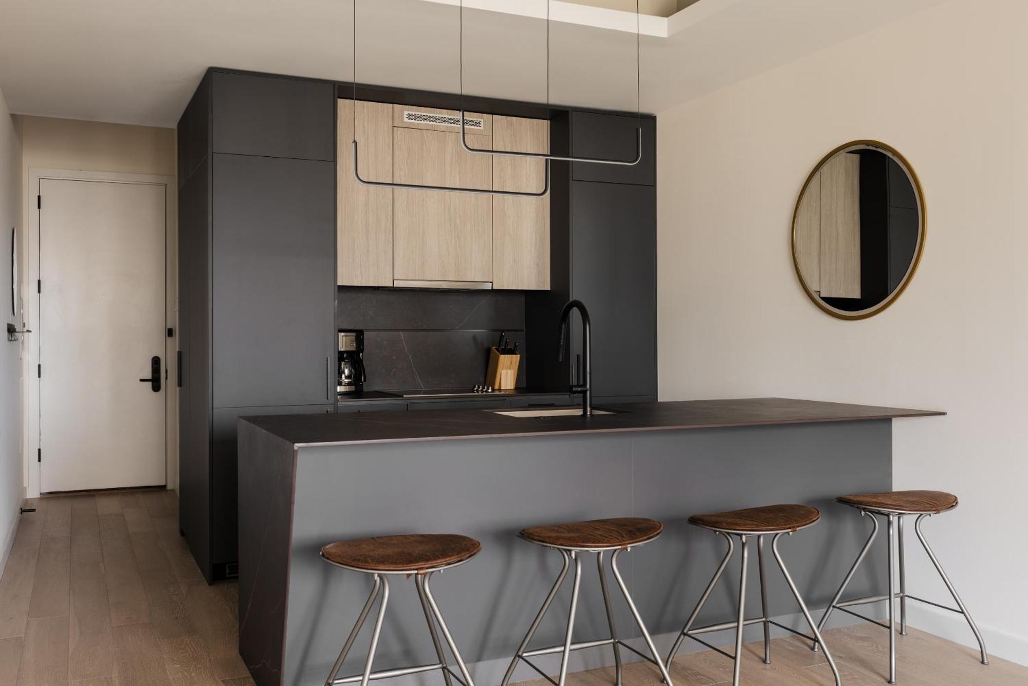 Sonder Onyx Philadelphia
