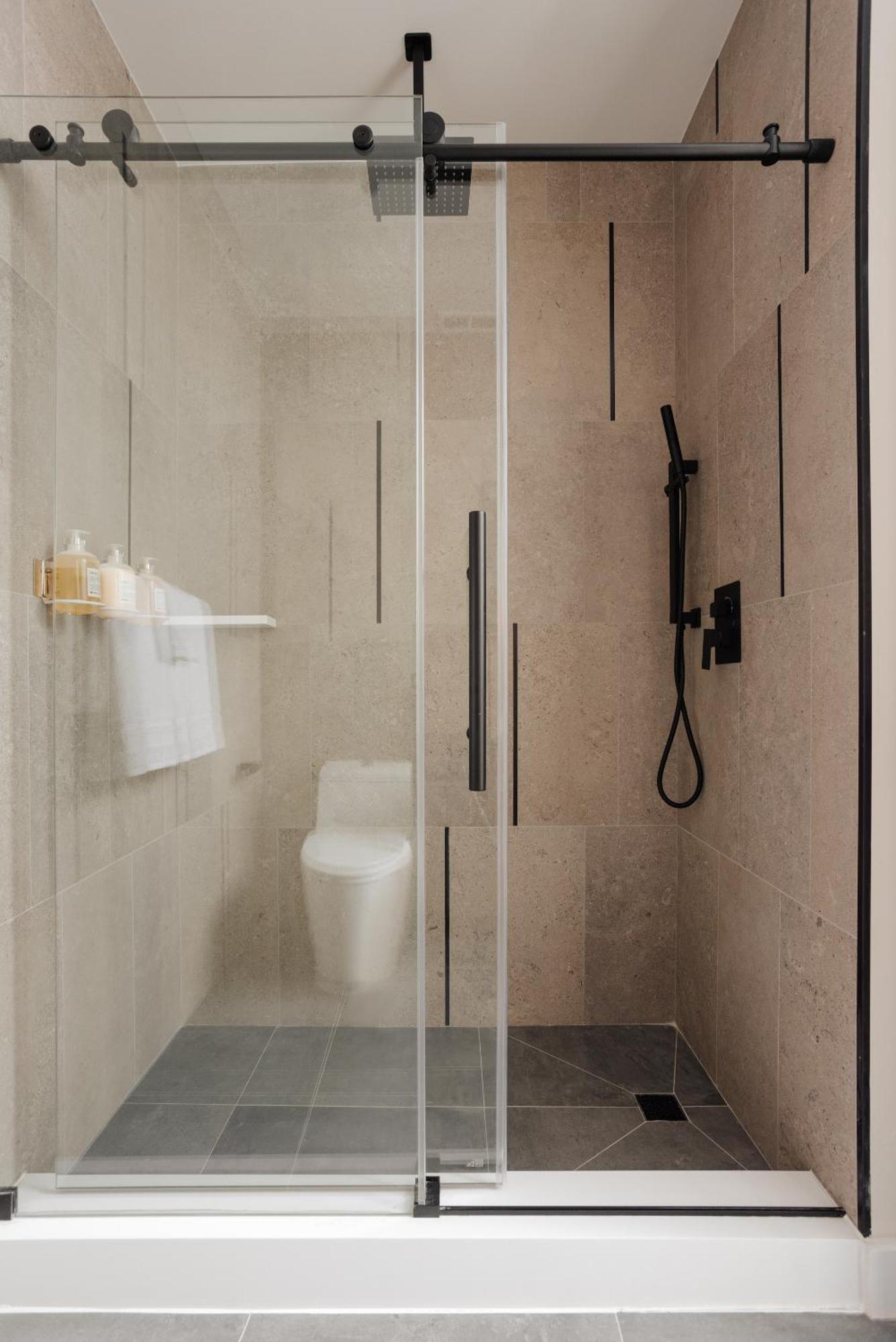 Sonder Onyx Aparthotel *
